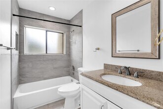 11398 Royal Palm Blvd in Coral Springs, FL - Building Photo - Building Photo