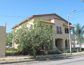 9701 Grandee Ave in Los Angeles, CA - Building Photo - Building Photo