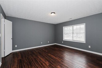 2133 Hickory Bend SE in Conyers, GA - Foto de edificio - Building Photo
