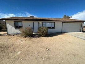 6870 Alpine Ave in Twentynine Palms, CA - Building Photo