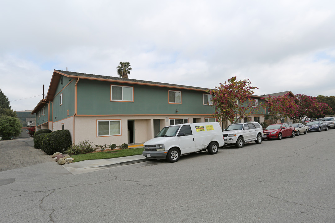 Yale Street  Family Apartments in Santa Paula, CA - Building Photo