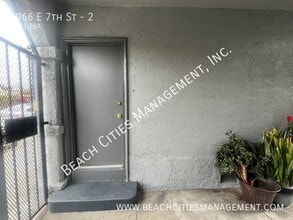 1066 E 7th St in Long Beach, CA - Building Photo - Building Photo