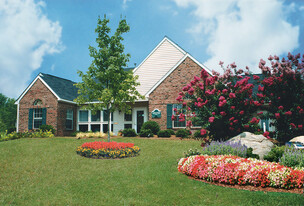 Galleria Pointe Apartments and Townhomes