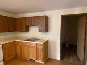 923 Churchill Ave in Utica, NY - Building Photo - Building Photo