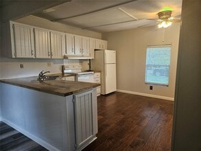 11453 Underwood St in Willis, TX - Building Photo - Building Photo