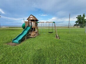 30 Rdg Crk Dr in Coldspring, TX - Building Photo - Building Photo