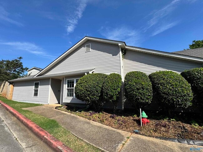 116 Bentworth Ln in Madison, AL - Building Photo - Building Photo