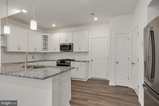 14983 River Walk Way