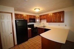 132 Tyngsboro Rd, Unit 1 in Chelmsford, MA - Building Photo - Building Photo