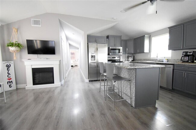 221 E Cypress St in Orlando, FL - Building Photo - Building Photo
