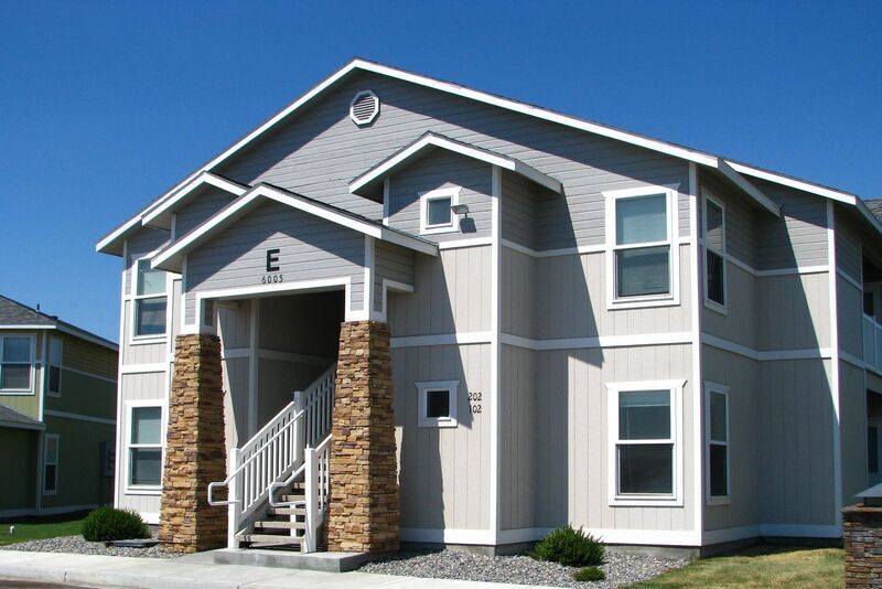 6005 Chapel Hill Blvd in Pasco, WA - Building Photo
