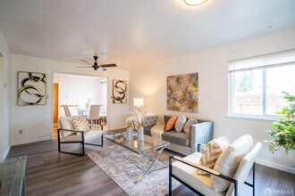 4301 Hillview Dr in Pittsburg, CA - Building Photo - Building Photo