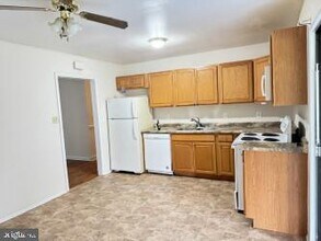 4435 Willow Tree Ln in King George, VA - Building Photo - Building Photo