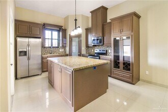 1601 Rebecca St in Mission, TX - Building Photo - Building Photo