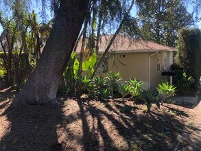 792 Alameda St, Unit 792 in Altadena, CA - Building Photo - Building Photo