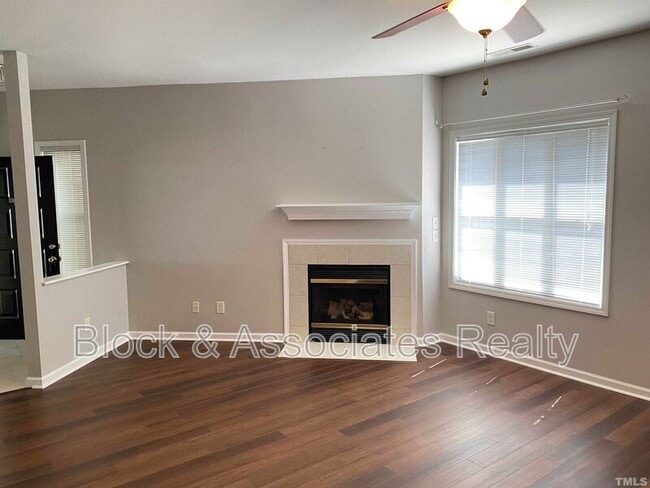 2110 Breezeway Dr in Raleigh, NC - Building Photo - Building Photo