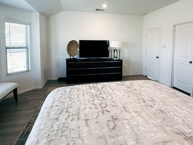 property at 5335 Winding Strm Dr