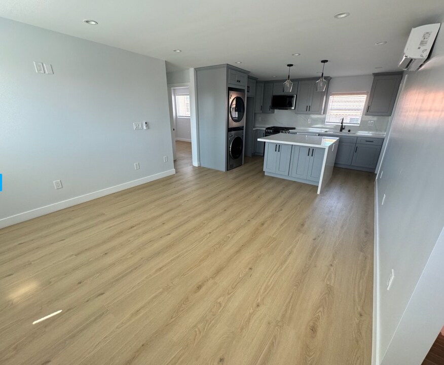 18507 Burin Ave in Redondo Beach, CA - Building Photo