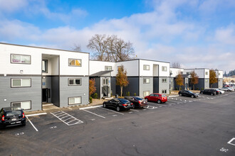 The Modern at Canyon Creek in Vancouver, WA - Building Photo - Building Photo