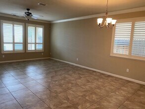 2044 Vignolia Loop in Roseville, CA - Building Photo - Building Photo