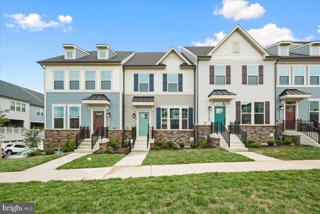 property at 10132 Lake Linganore Blvd
