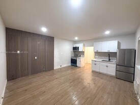 7734 Abbott Ave in Miami Beach, FL - Building Photo