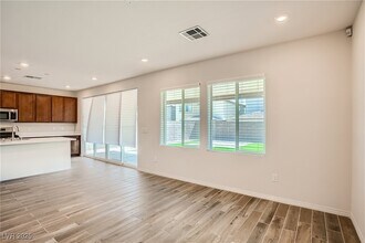 2849 Sweeping Palm Rd in North Las Vegas, NV - Building Photo - Building Photo