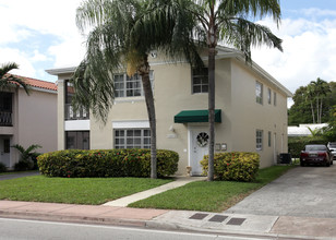 3240-3242 S Le Jeune Rd in Miami, FL - Building Photo - Building Photo