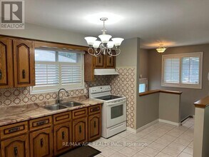 30 Oakridge Dr in Toronto, ON - Building Photo - Building Photo