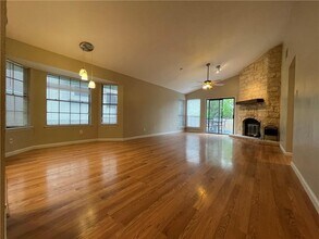 8406 Birmingham Dr in Austin, TX - Building Photo - Building Photo