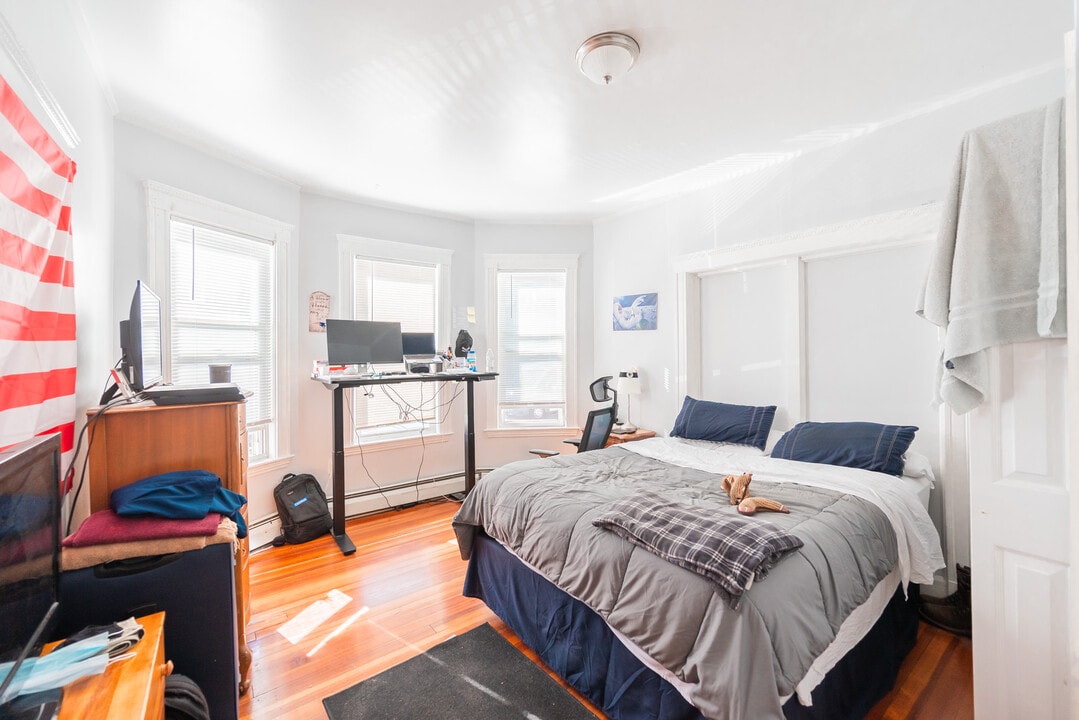2 Elton St in Boston, MA - Building Photo