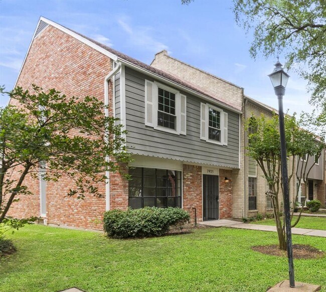 7921 Knight Rd in Houston, TX - Building Photo - Building Photo
