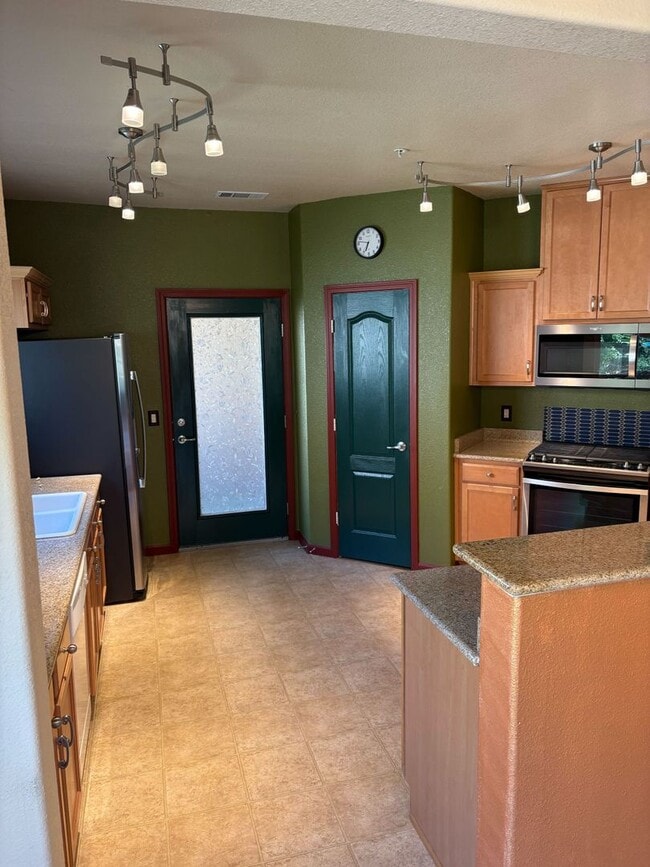 property at 1262 Milano Dr