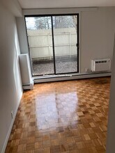51 Grove, Unit #A in Chestnut Hill, MA - Building Photo - Building Photo
