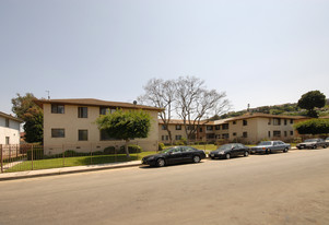 4062 West Blvd Apartments