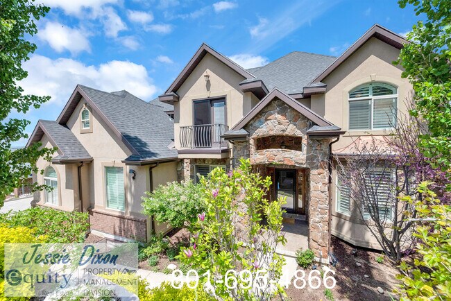 567 E Greystone Dr in Farmington, UT - Building Photo - Building Photo