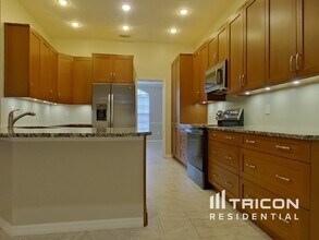 258 Shady Oaks Cir in Lake Mary, FL - Building Photo - Building Photo