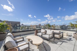 Rowyn in San Diego, CA - Foto de edificio - Building Photo