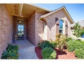 15617 Cardinal Nest Dr in Edmond, OK - Building Photo - Building Photo