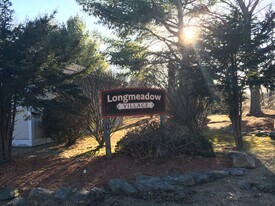 70 Longmeadow Village Rd, Unit 70-4 in Colchester, VT - Building Photo