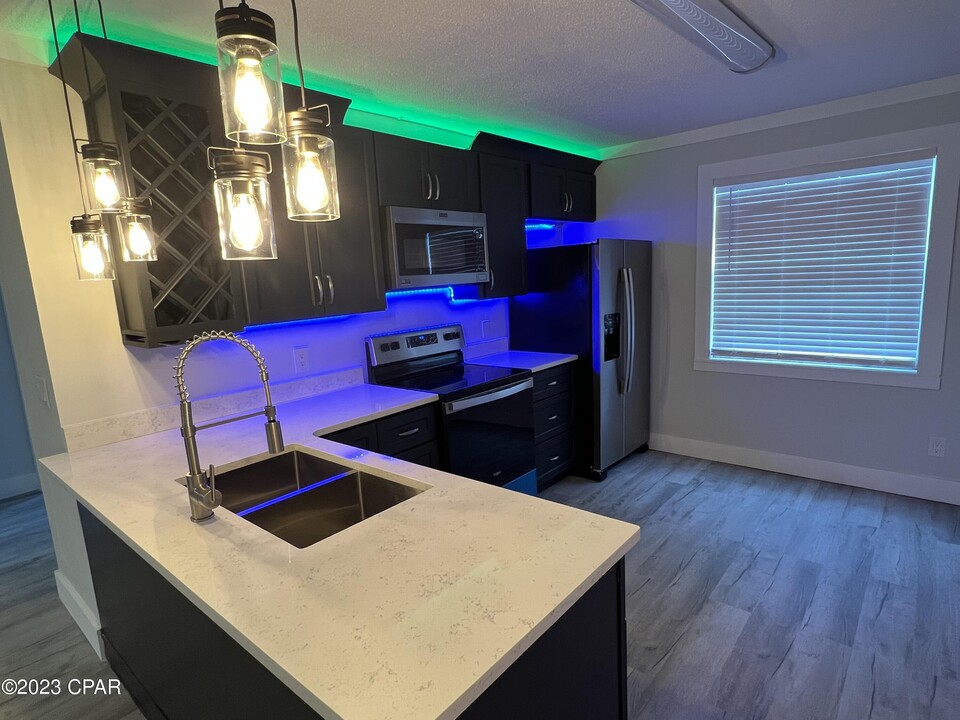 121 Casa Pl-Unit -2 in Panama City Beach, FL - Building Photo