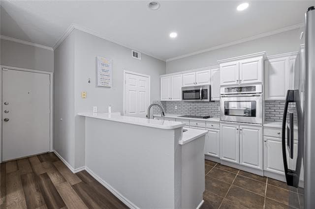 6011 Barrington Ct
