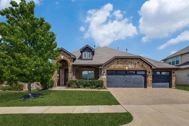 property at 3317 Creekhaven Dr