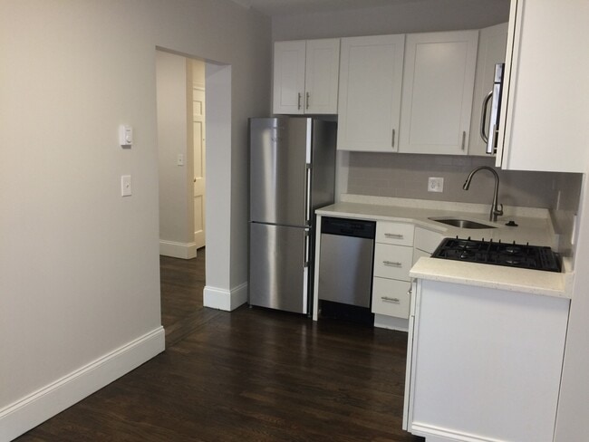 171 Massachusetts Ave, Unit 8 in Boston, MA - Building Photo - Building Photo