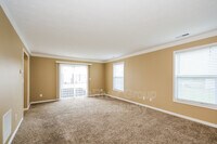 3304 Whispering Woods Dr photo'