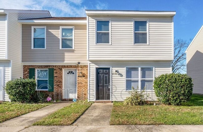 property at 2716 Peach St