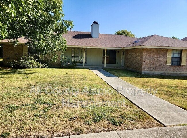 1721 Patricia Dr in San Antonio, TX - Building Photo - Building Photo