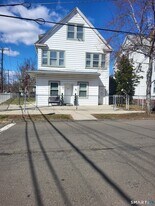 165 Center St in West Haven, CT - Building Photo
