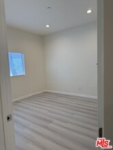 10559 Tujunga Canyon Blvd in Los Angeles, CA - Building Photo - Building Photo