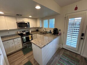 9831 S 48th Way in Phoenix, AZ - Building Photo - Building Photo